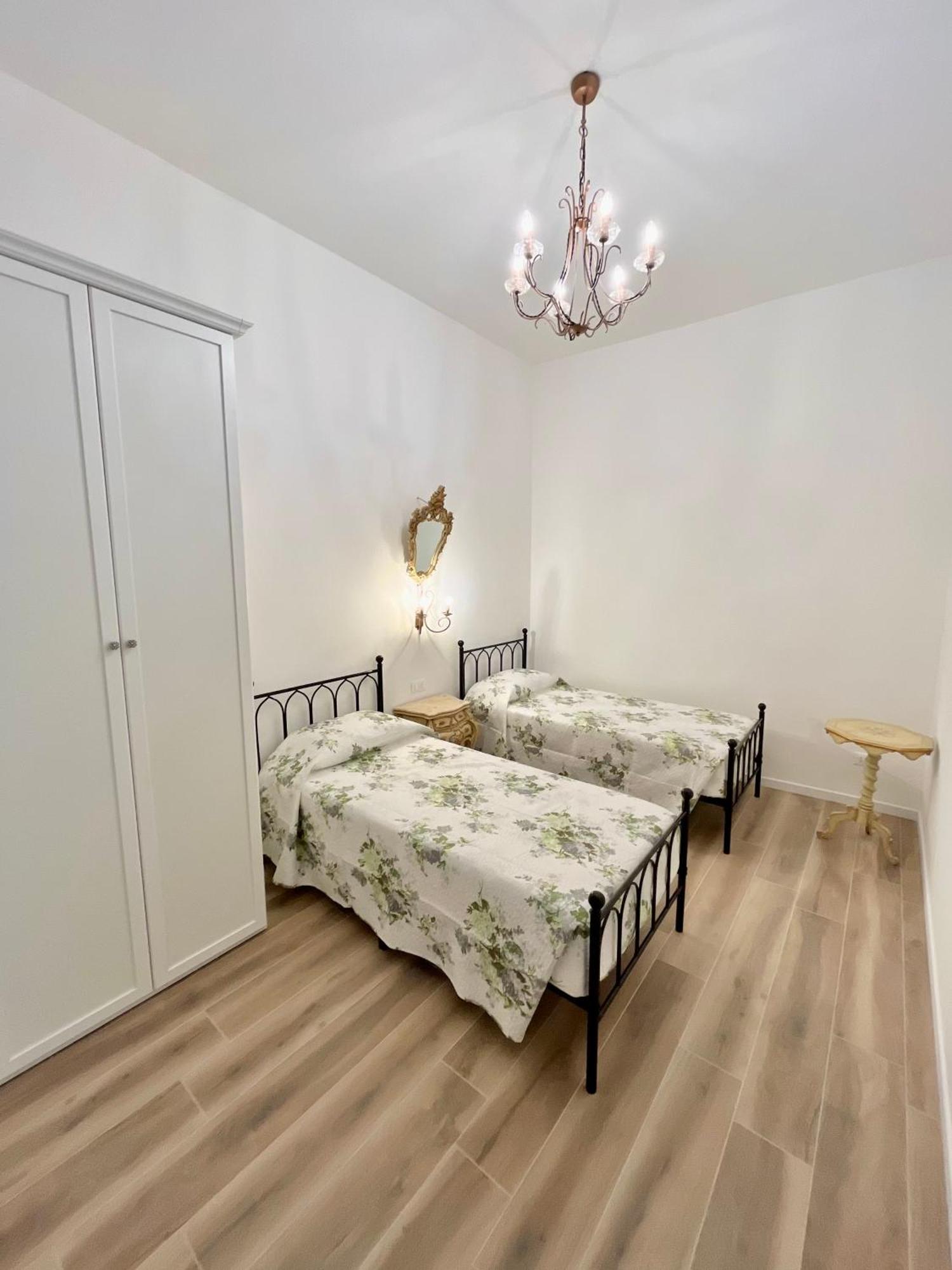 קיוג'ה Airoldi Palace Apartment מראה חיצוני תמונה