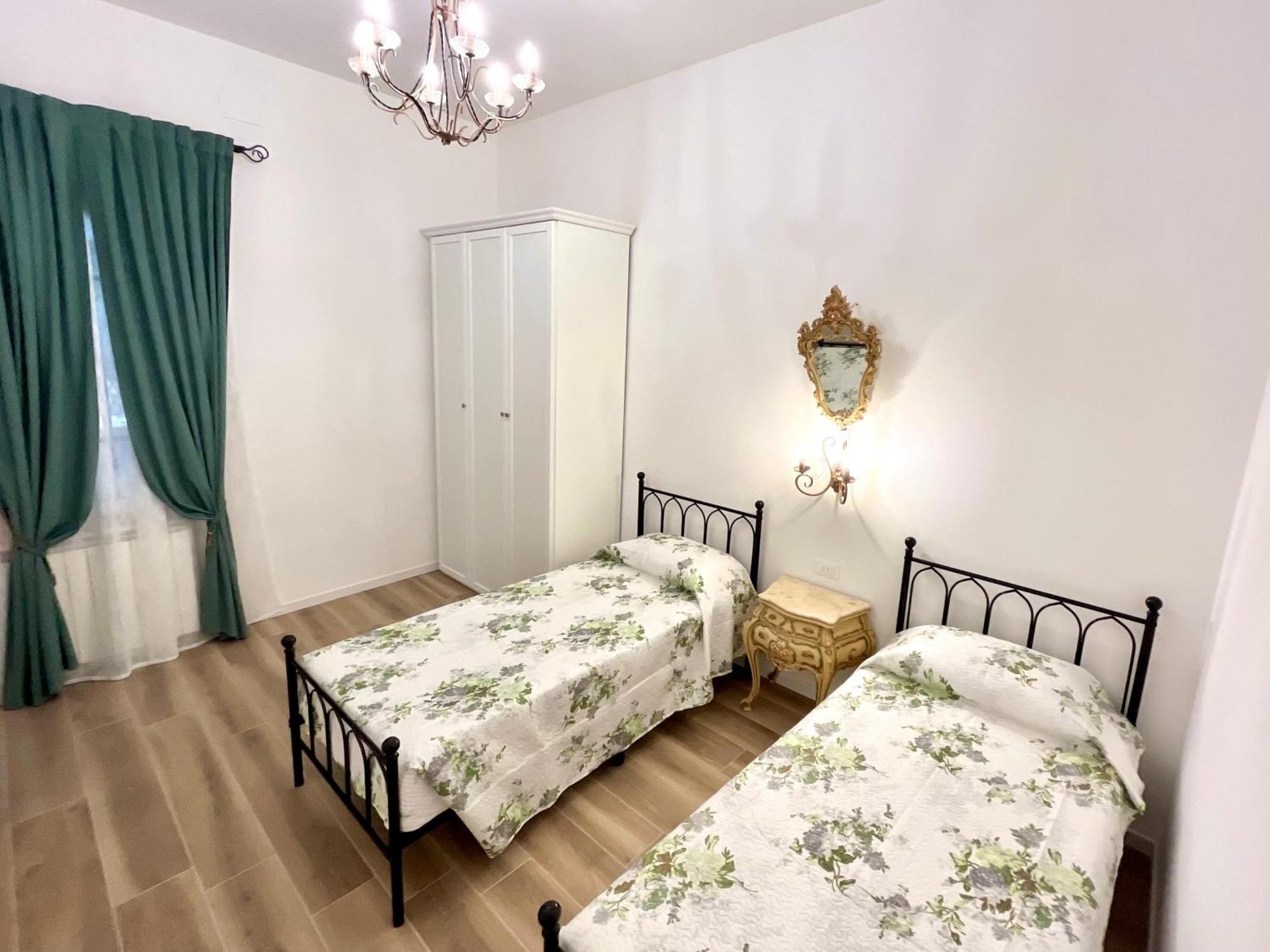 קיוג'ה Airoldi Palace Apartment מראה חיצוני תמונה